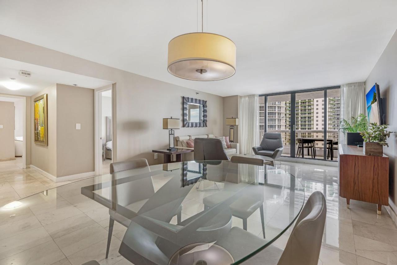 High Rise Comfort With Balcony Doral Exterior foto