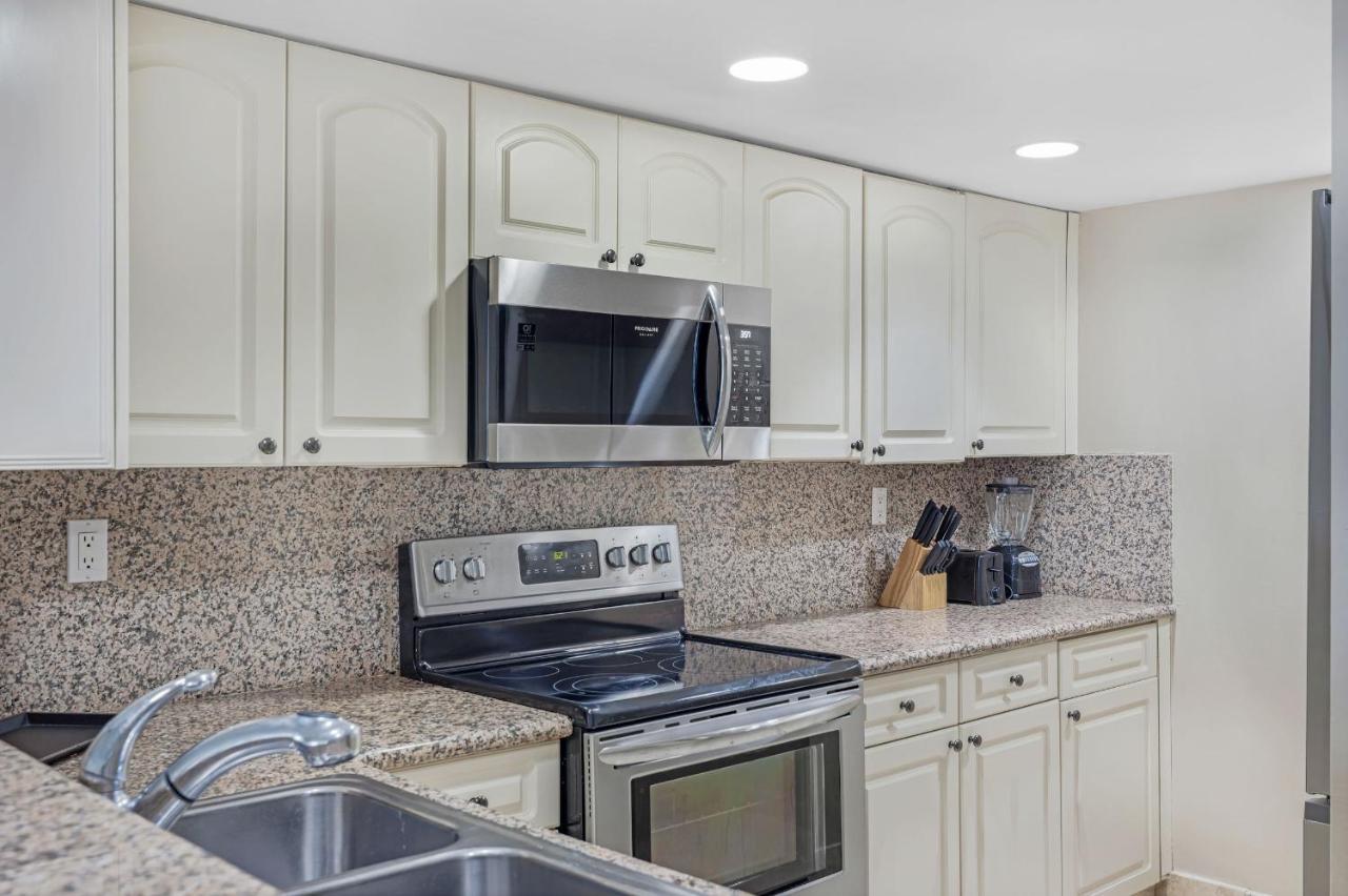 High Rise Comfort With Balcony Doral Exterior foto